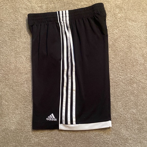 ADIDAS DESIGNED 2 MOVE 3-STRIPES PRIMEBLUE SHORTS - Picture 4 of 4